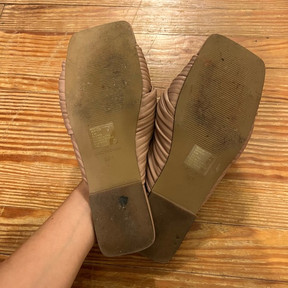 Sandals - Picture 3 of 4